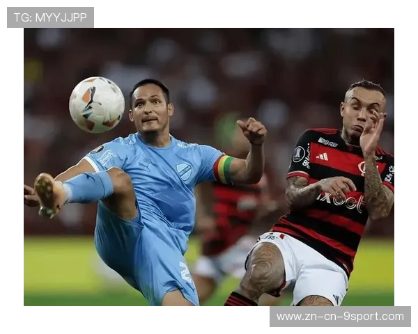 巴黎圣日耳曼边路协作：双边锋轮流切换内外线制造杀机